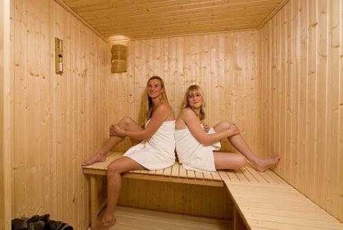 Hotel Herrlichkeit Dornum Janssen Bagian luar foto