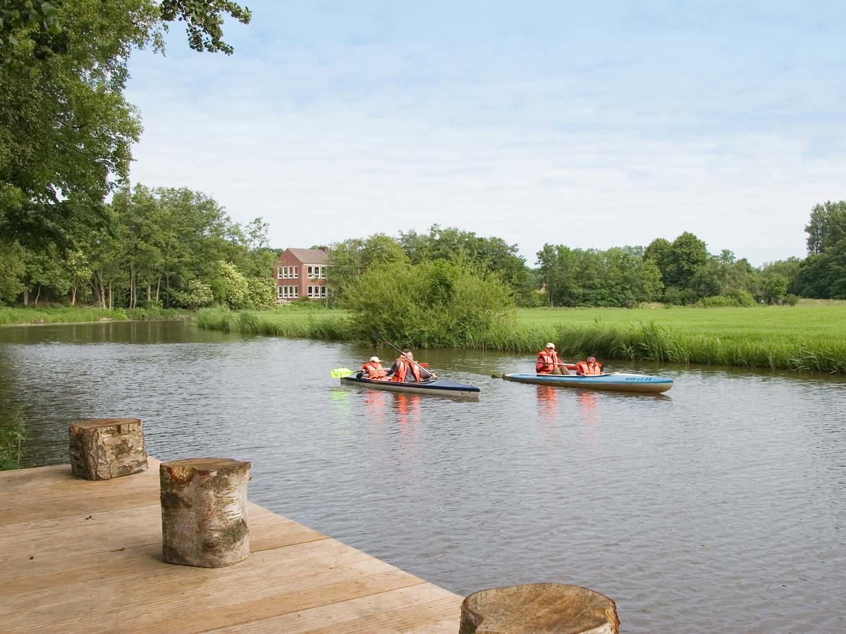 Hotel Herrlichkeit Dornum Janssen Bagian luar foto
